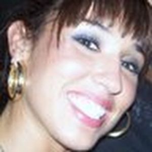 Meet your Posher, Corrie